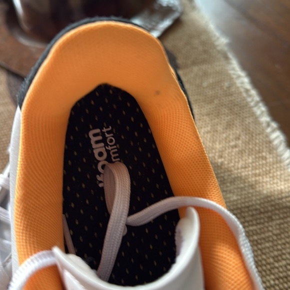 Adidas Cloudfoam Comfort - Picture 3 of 9